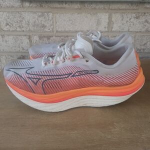 Mizuno Wave Rebellion Pro 1